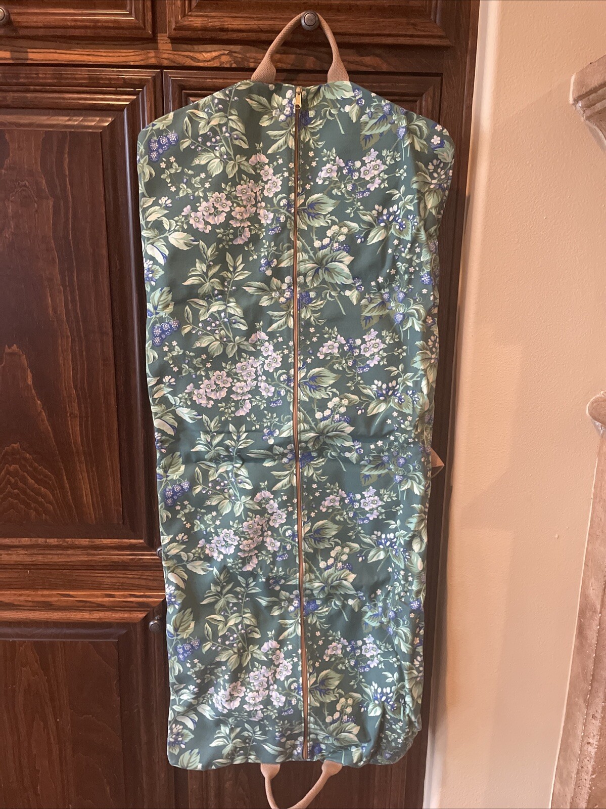 Laura Ashley Bramble Berry Garment Travel Bag 52×22