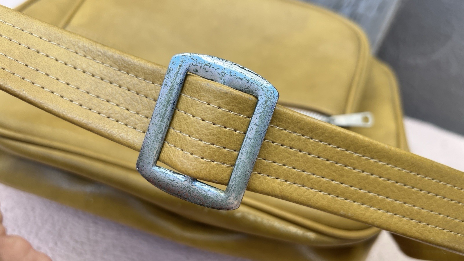 Vintage Gold Mustard Vinyl Travel Laptop Carry On Leather Bag Made In Korea