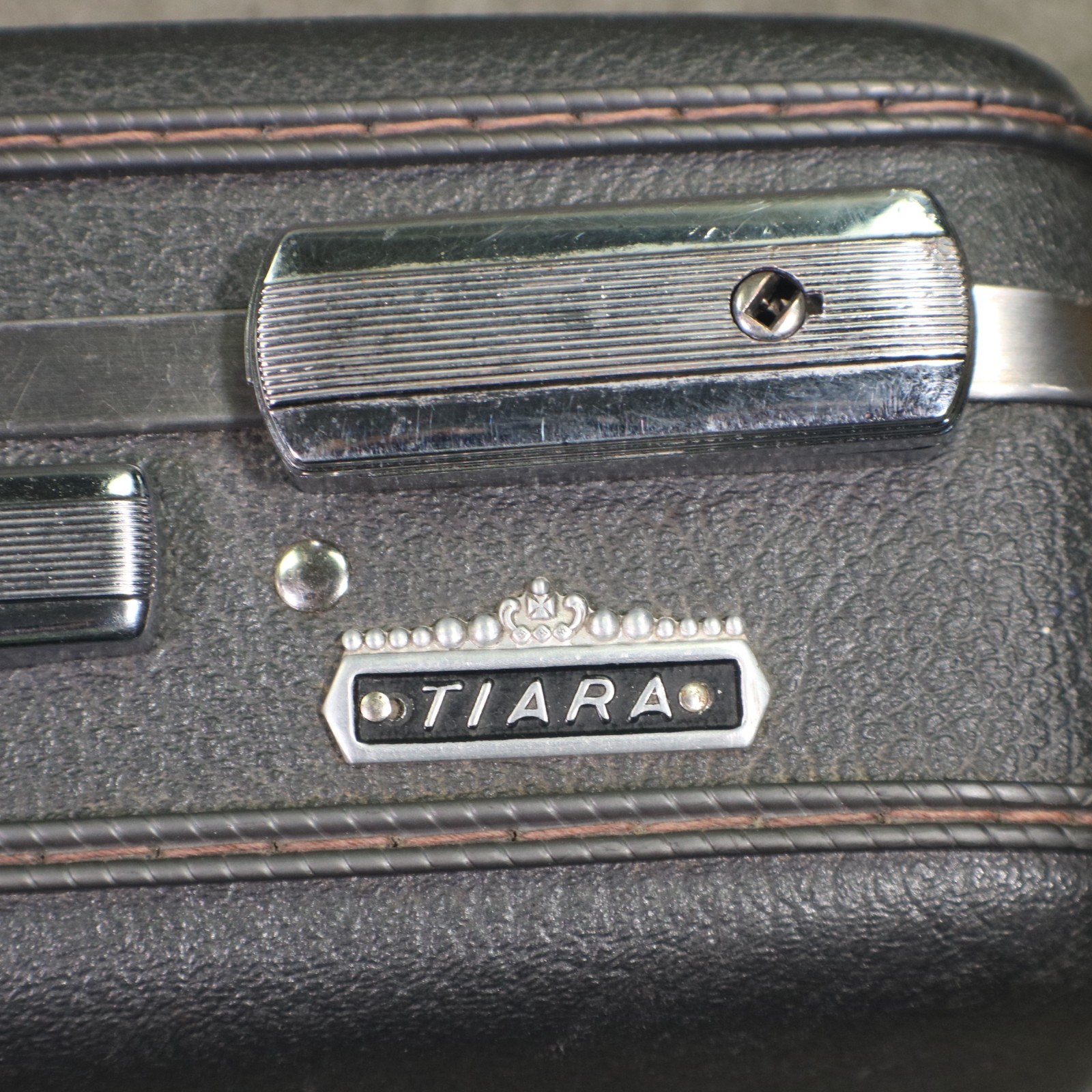 VTG 1960s American Tourister Tiara Hardshell Briefcase Attache Case 18″ w/Key