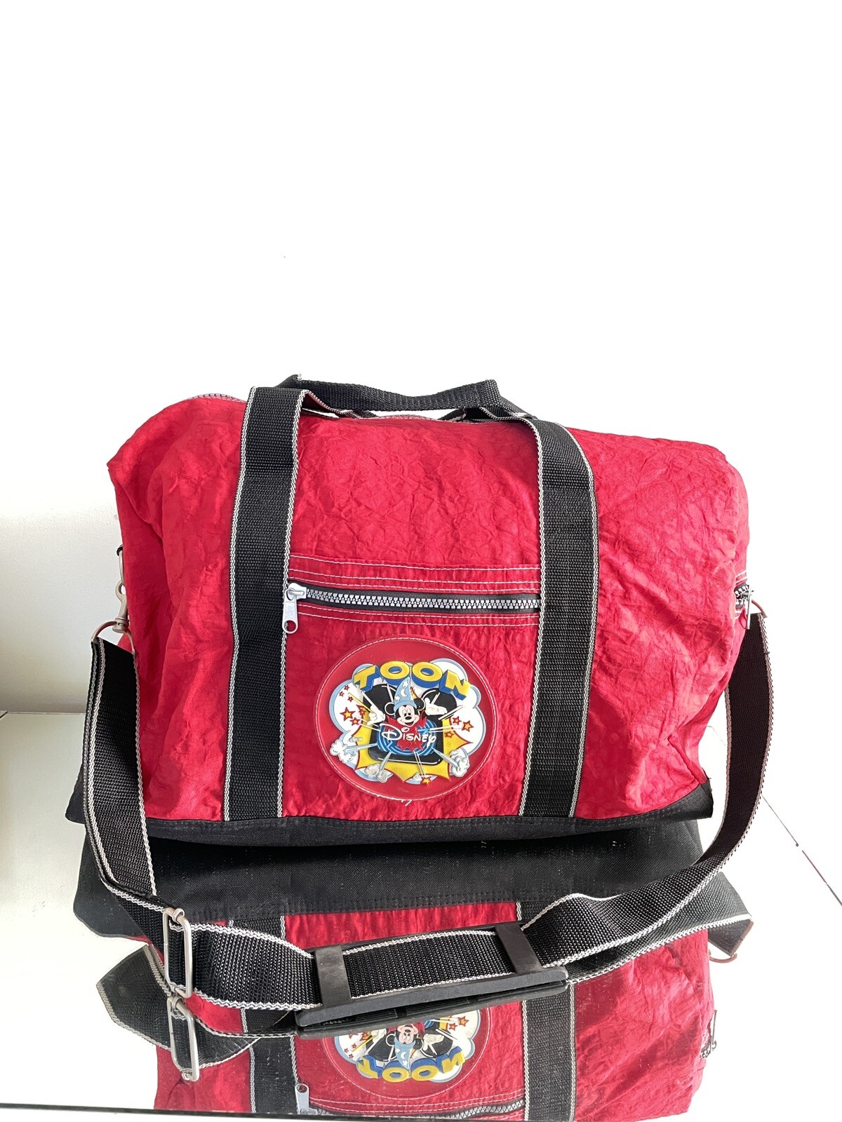 Vintage 17″ Red Nylon Duffle Gym Bag Carry On Weekender Luggage Bag-Toon Disney