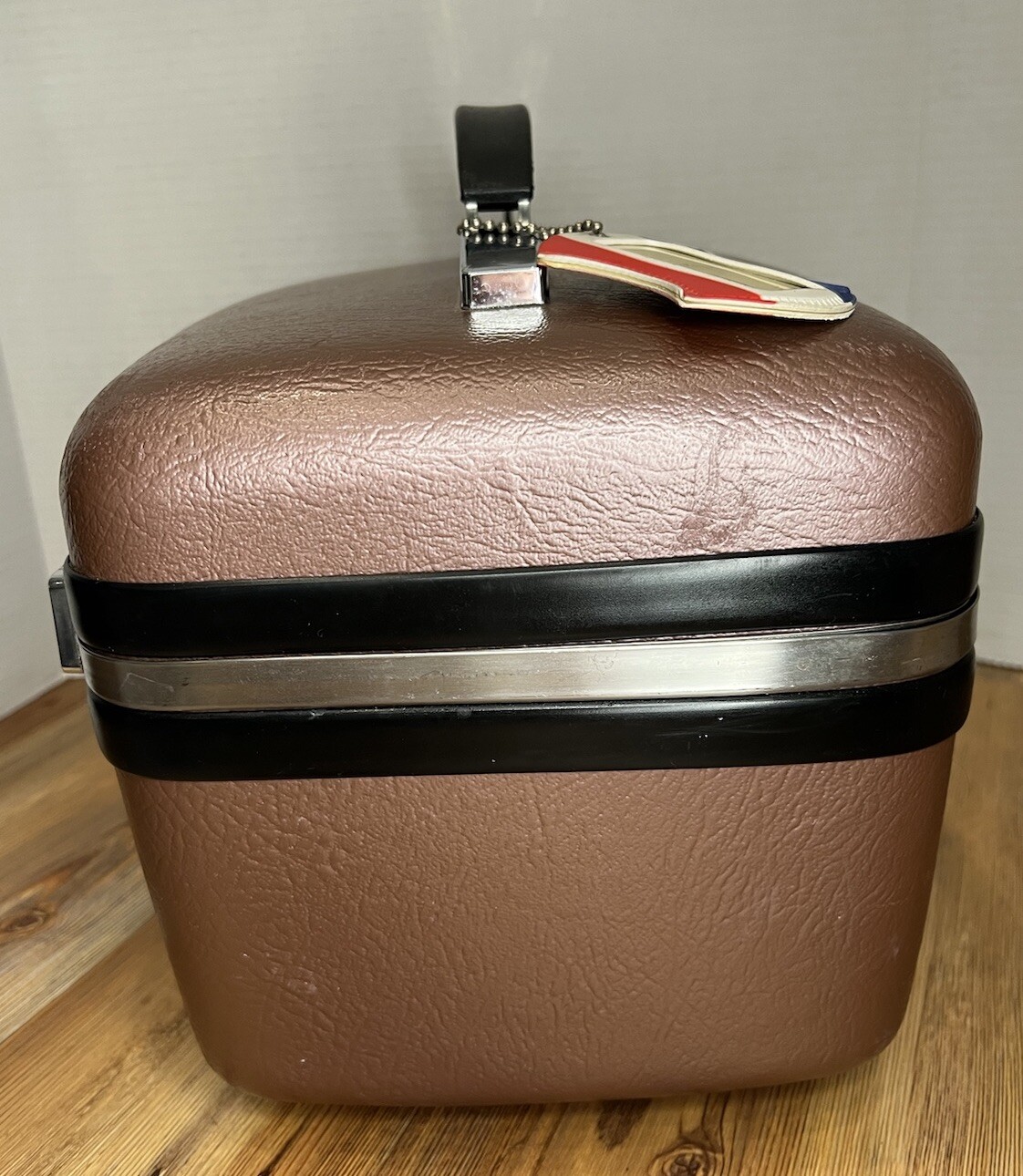 American Tourister Train Case- Vintage Travel Luggage-Purple Bag Key -RARE-VTG