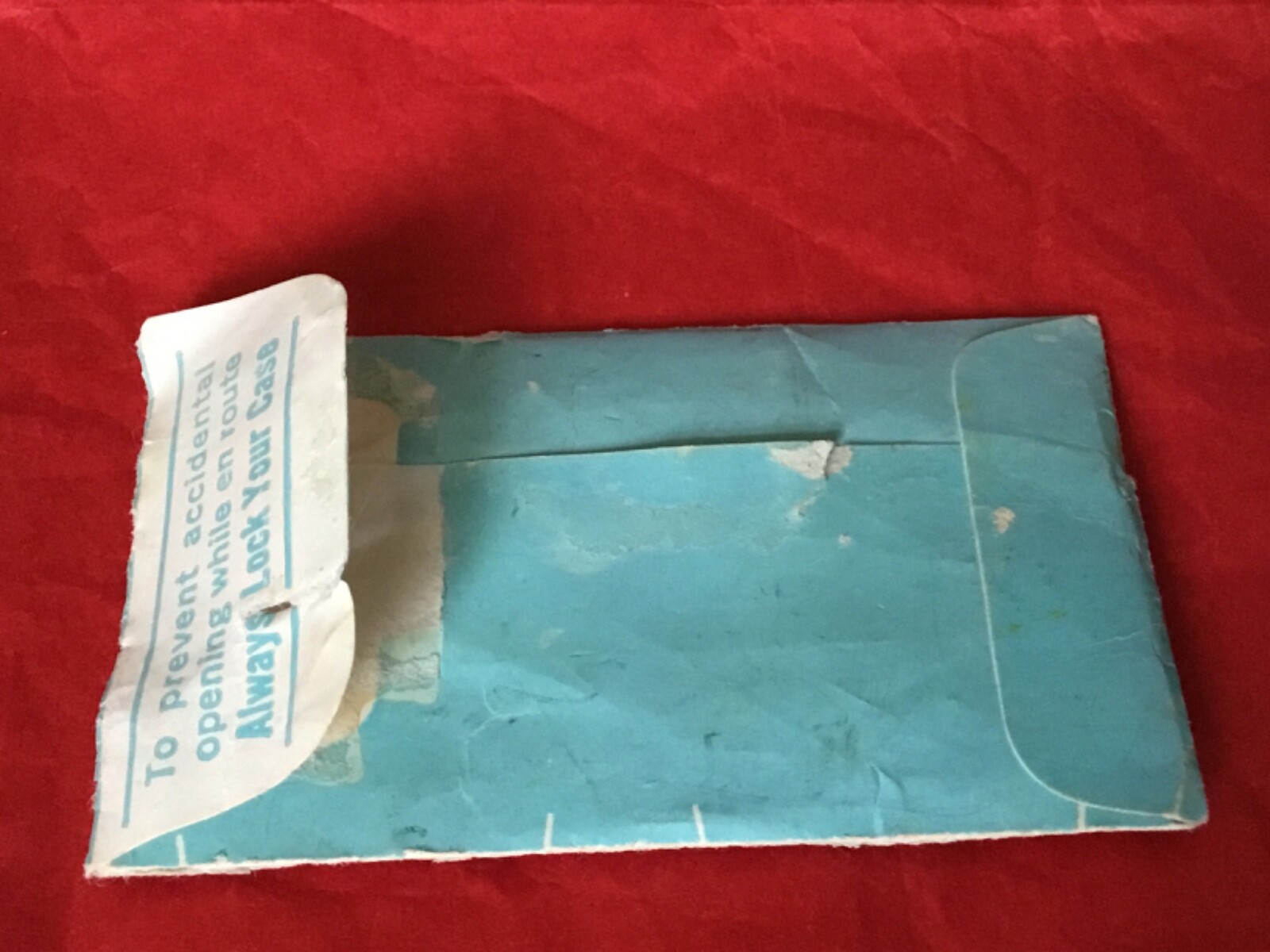 Samsonite Silouette Luggage Key 69 Shwayder Bros. Inc USA in Original Sleeve