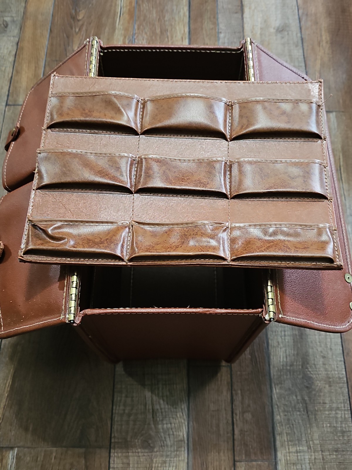 Vintage Train Case Or Possibly Salesmans Briefcase. With Two Sided Card Holder?
