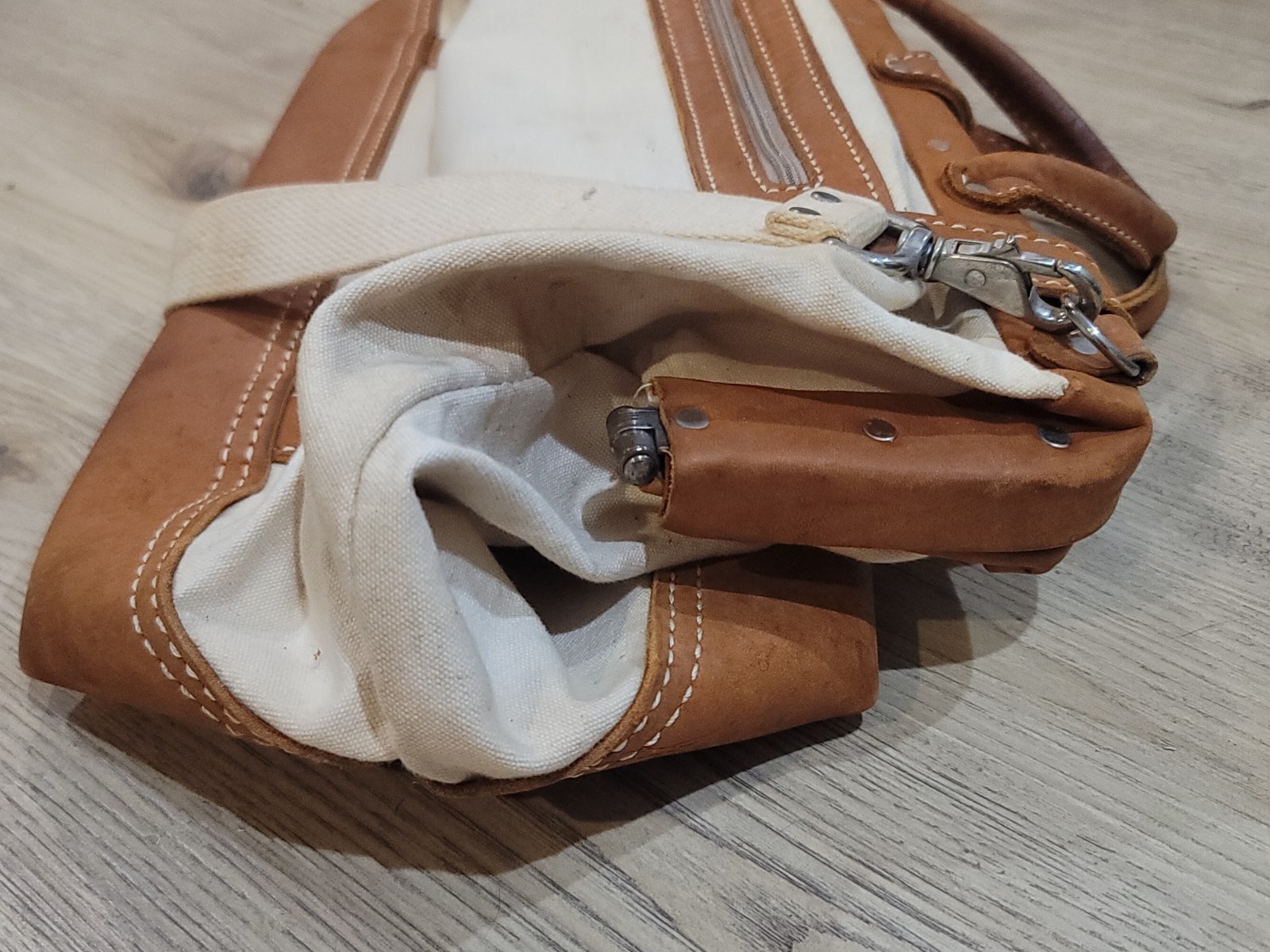 J. Peterman Company Vintage Canvas Leather Duffle Bag 17.5×8.5×13