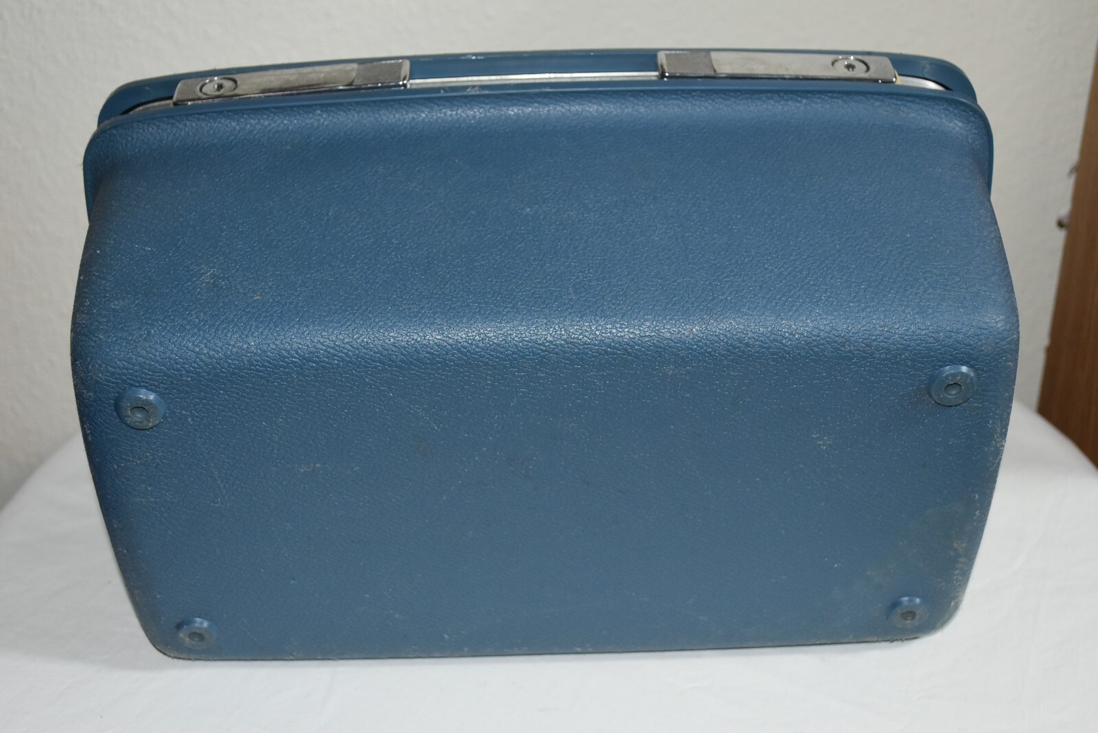 VINTAGE SAMSONITE JC Penney Blue Hard Shell TRAIN Makeup mirror Suit CASE key