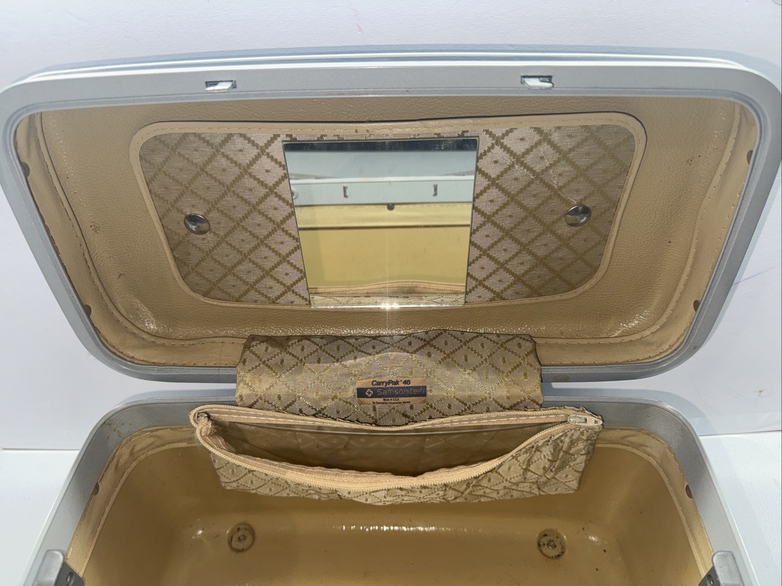 Vintage Samsonite Profile II Blue Train Makeup Case With Key Adjustable Mirror