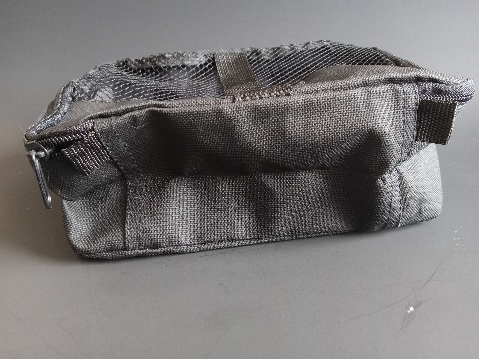1990s Samsonite Small Black Nylon Travel Accessory Case