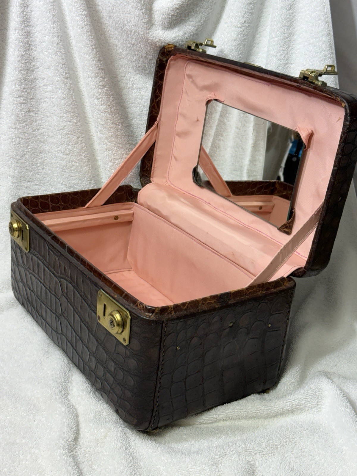 VTG Hartmann Alligator Embossed Leather Travel Train Case Luggage w/Mirror