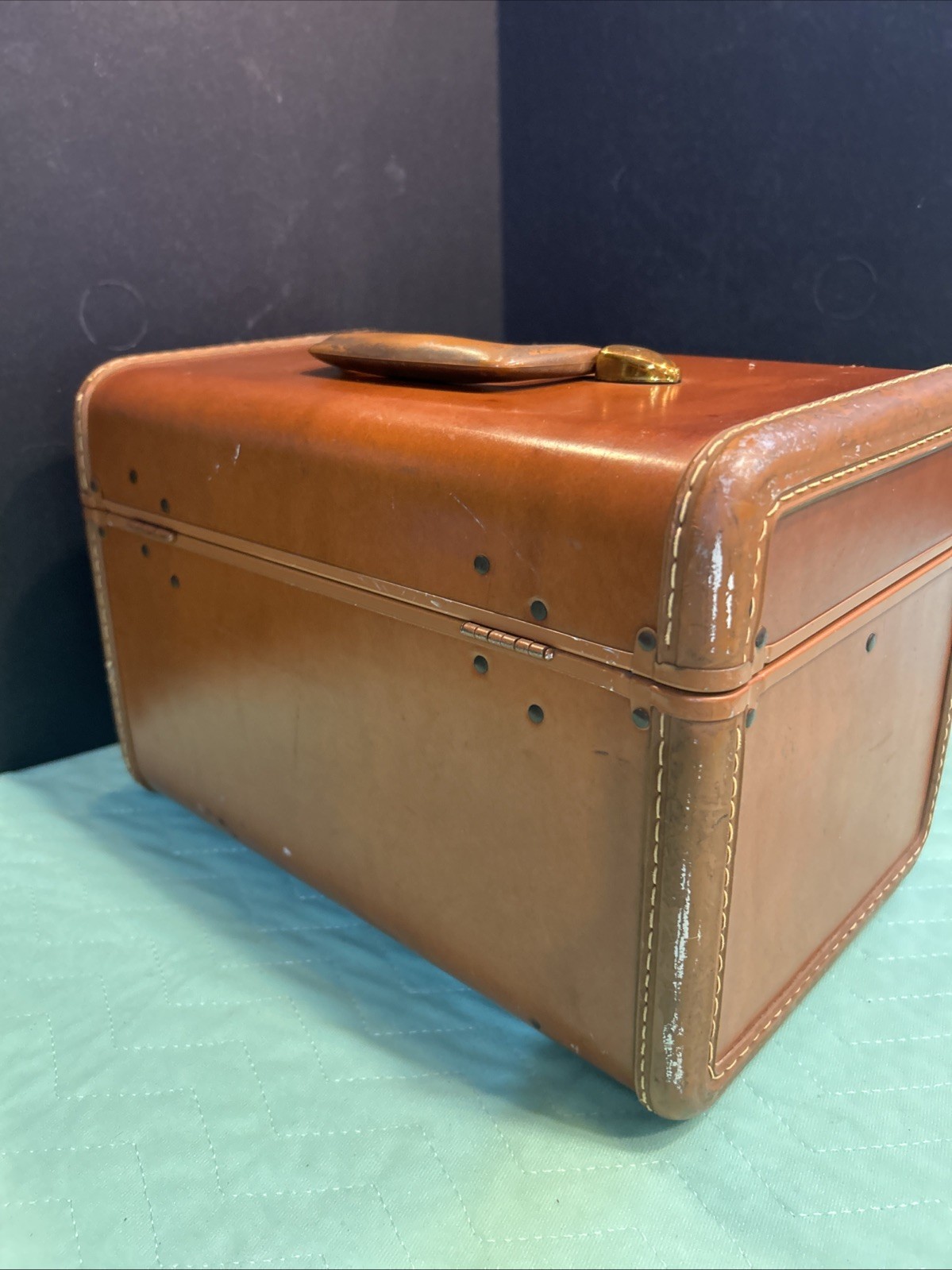 Vintage Samsonite Schwayder TRAIN CASE 4612 Streamlite Caramel Luggage