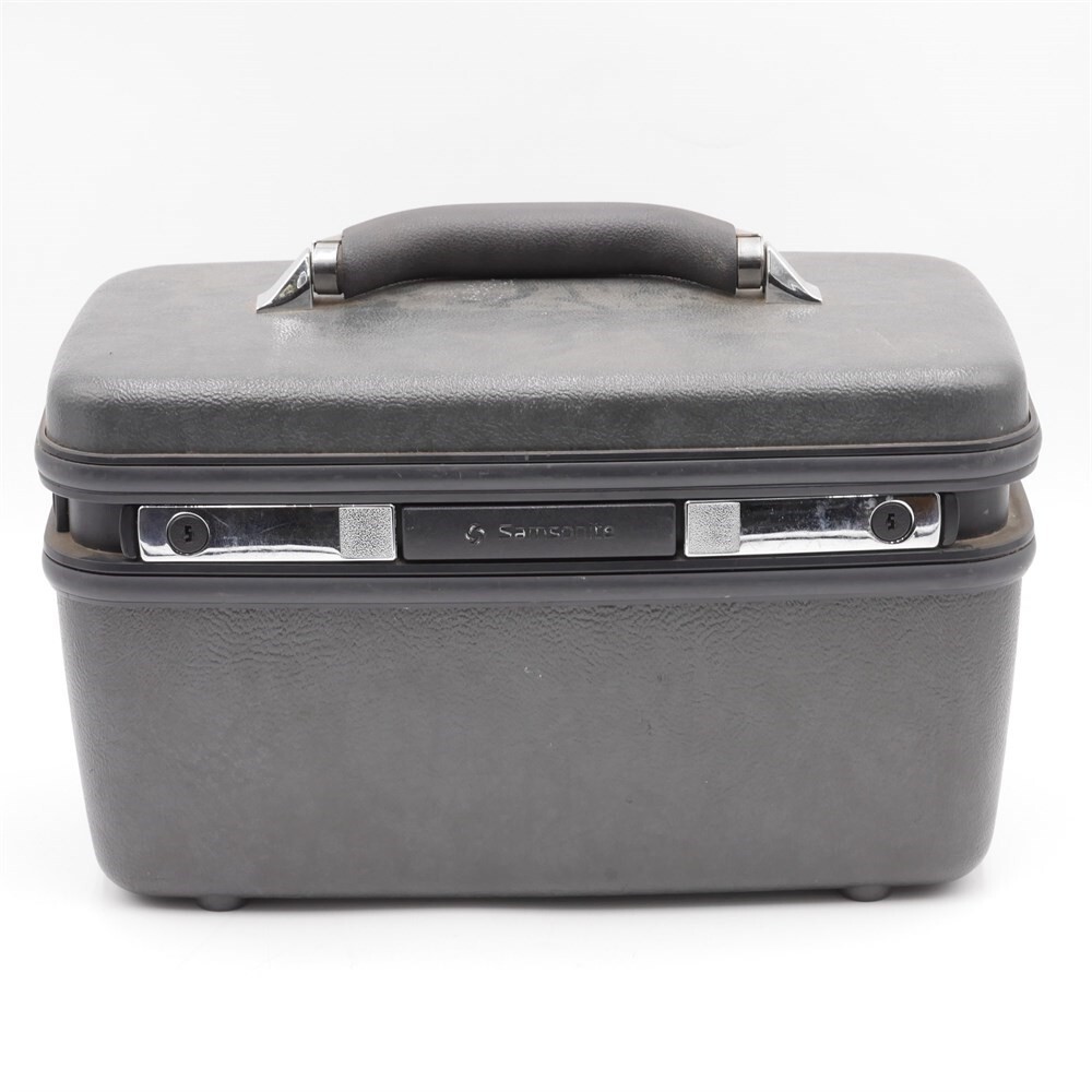 Vintage 1987 Samsonite Silhouette 4 Train Case Blue Classic Carry-On Travel Case