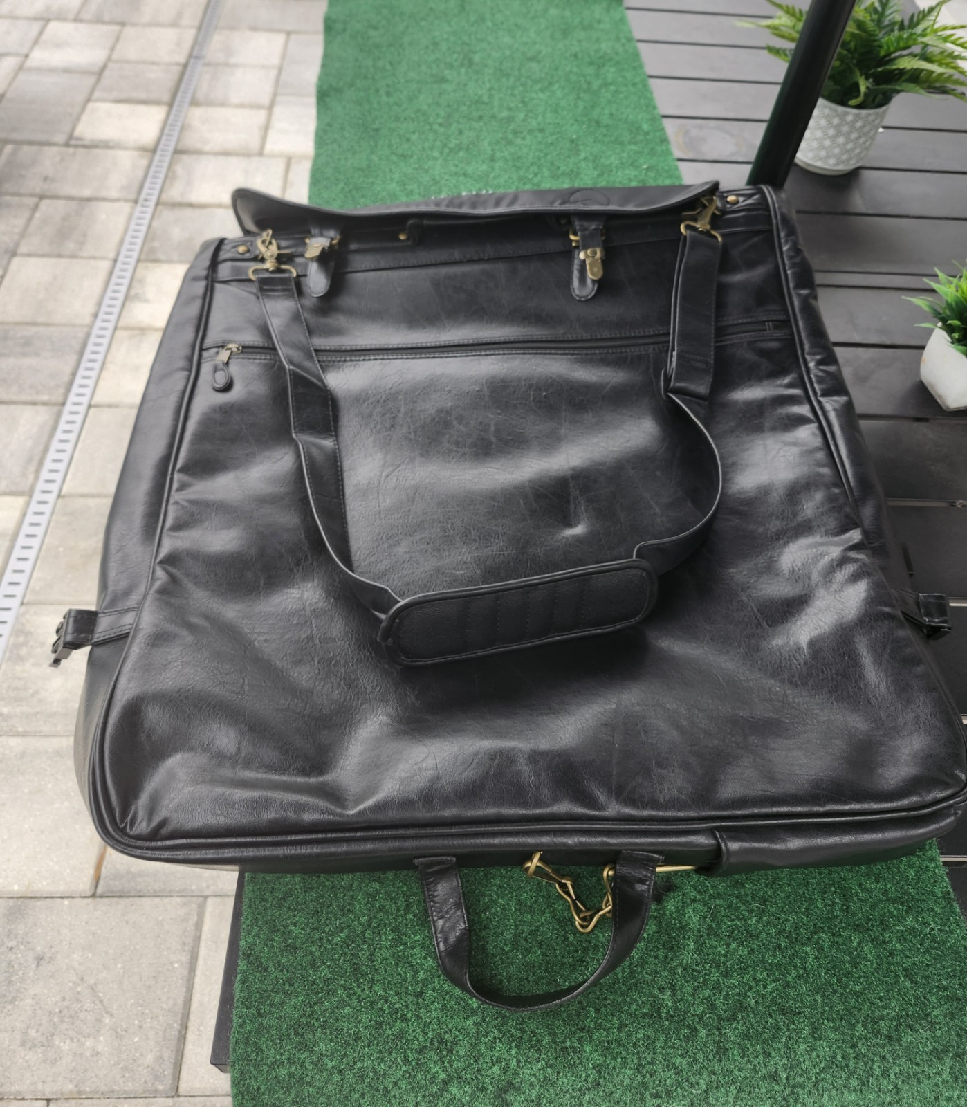 Ohio State Hockey Embroidered Black Leather Soft Luggage Style #8104 ASI 70649