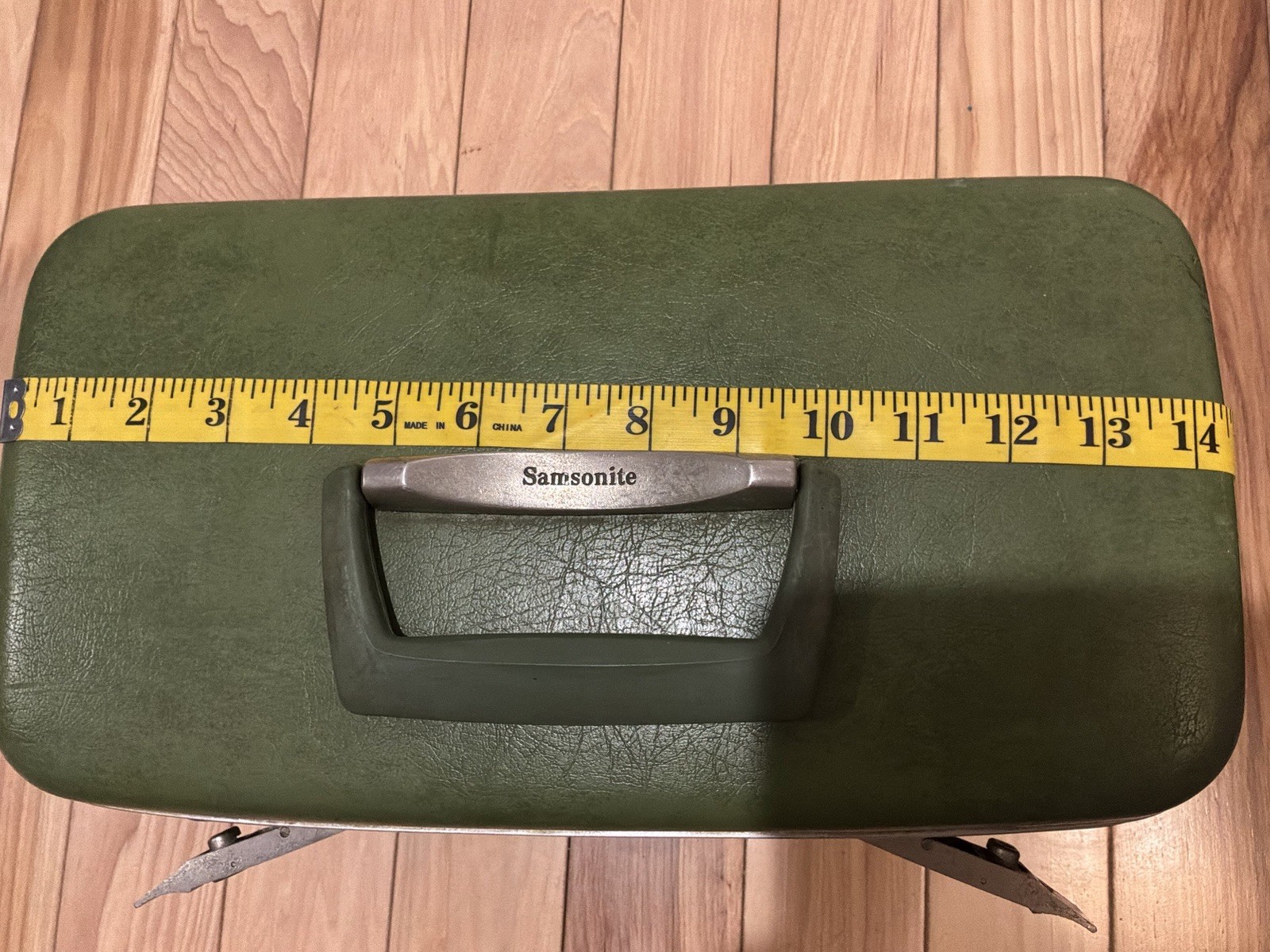 Vintage Samsonite Silhouette Olive Green Train Case Makeup Cosmetic Luggage