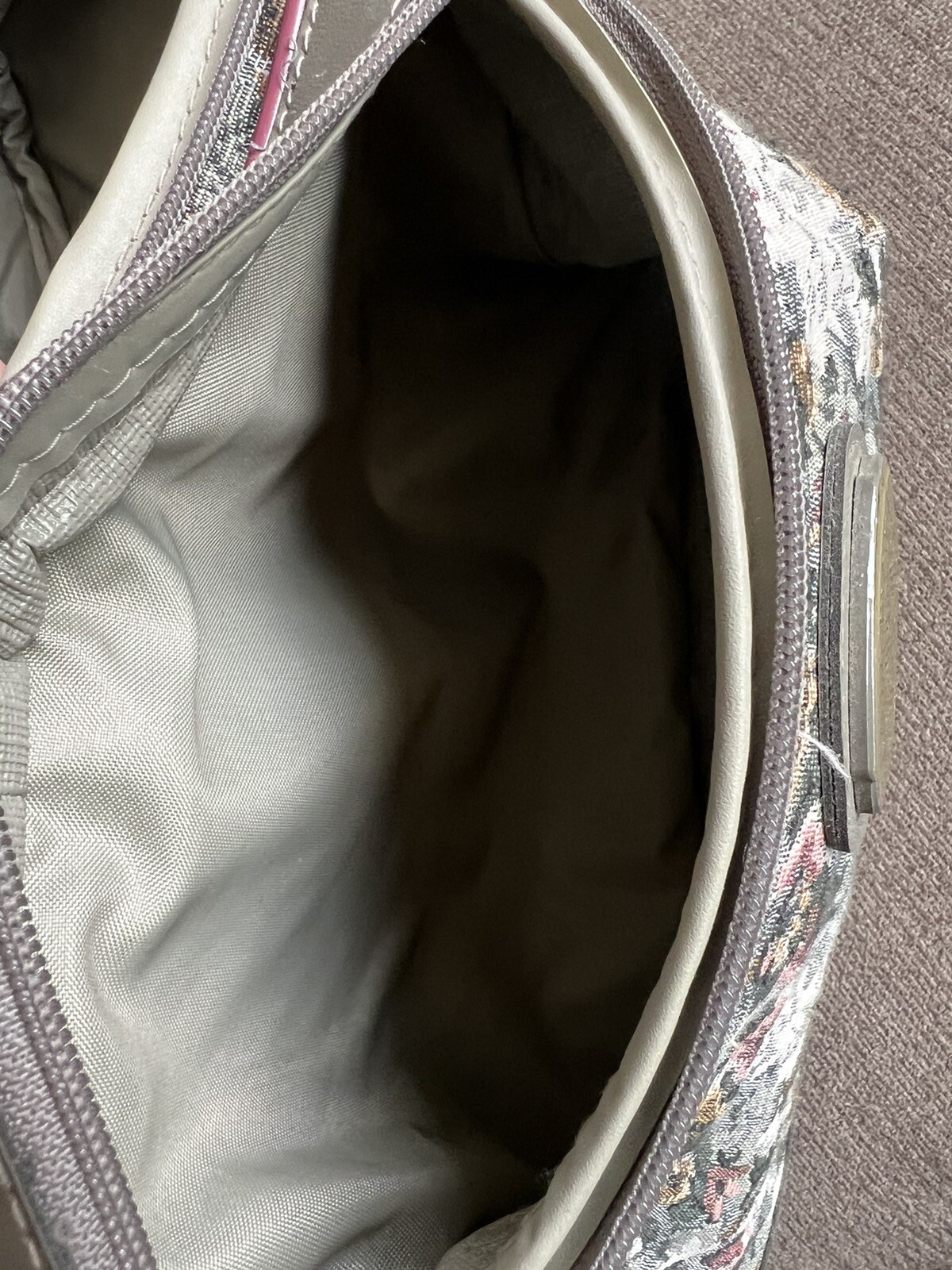 Airway Bag Tapestry Grey Green Carry On Over The Shoulder. Clean Inside Out.