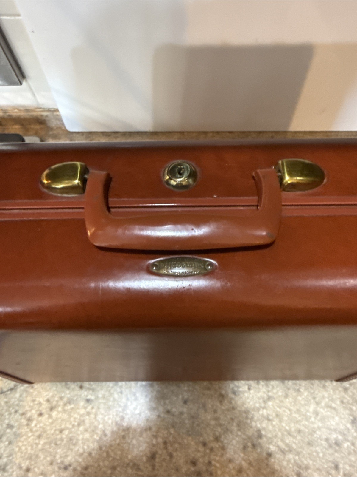 VTG Samsonite Shwayder Bros Denver-Detroit suitcase Approximately 10” X 14.50”