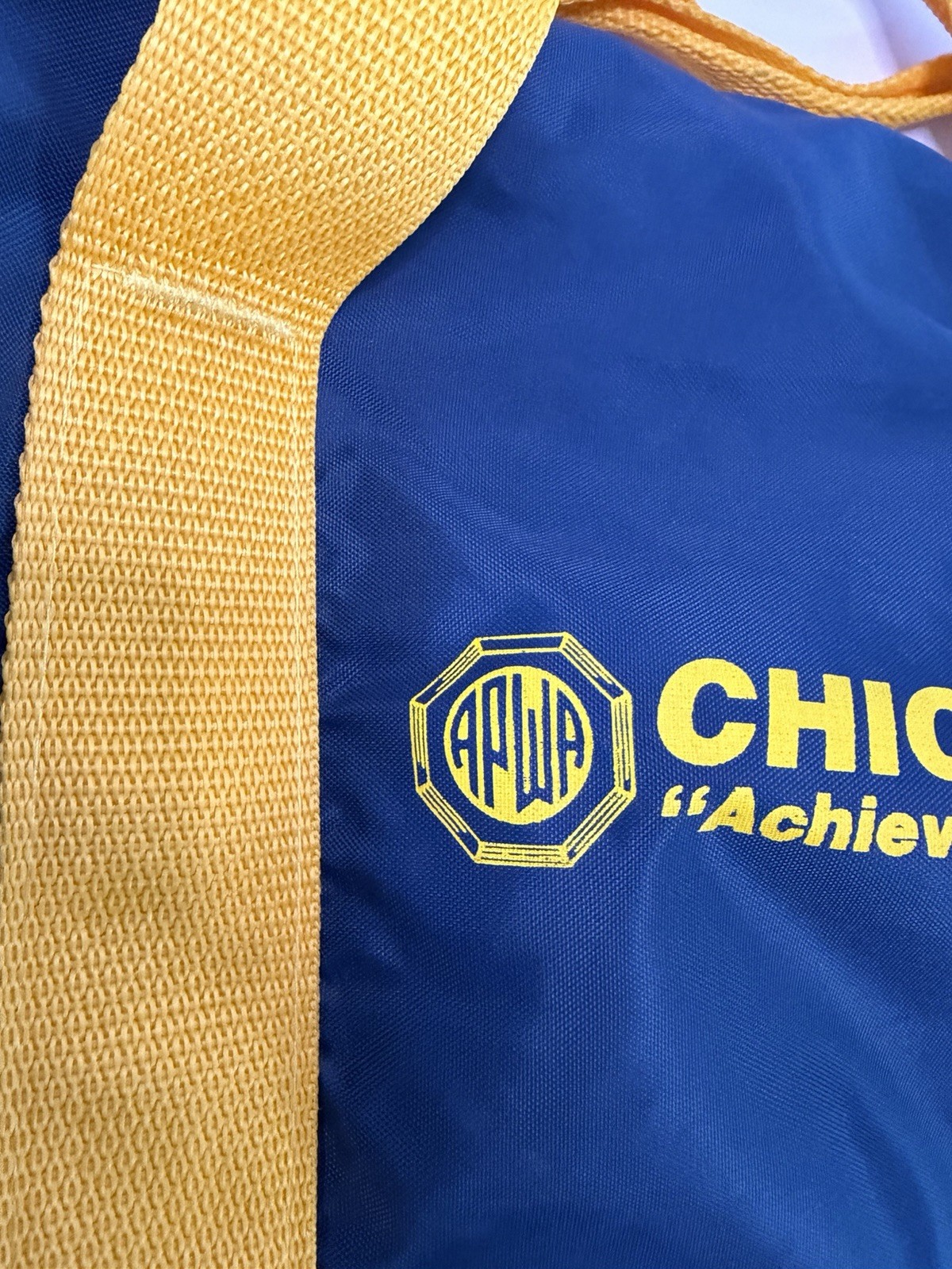 Vtg 1987 APWA Chicago Convention Duffel Bag Athletic Bag Co Blue Yellow 15″