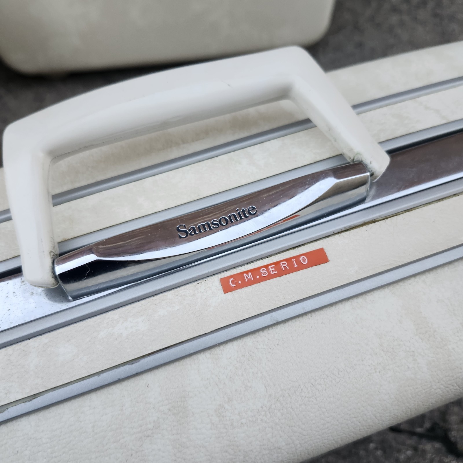 Samsonite Silhouette Luggage Set Dover White Boxes Suitcases Beauty Case Vintage