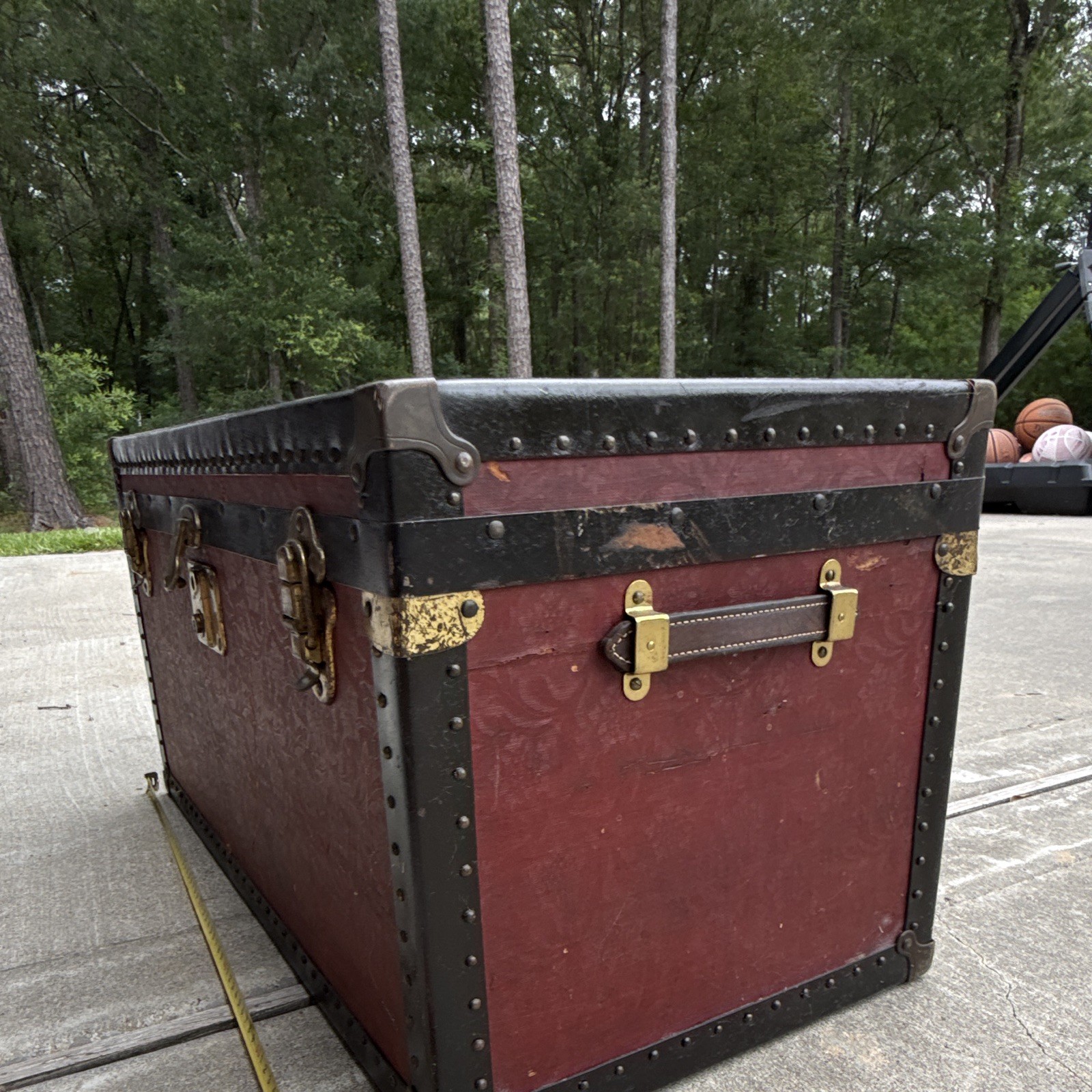 Vintage Steamer Trunk Hard Case Brown/Black Lockable Lined