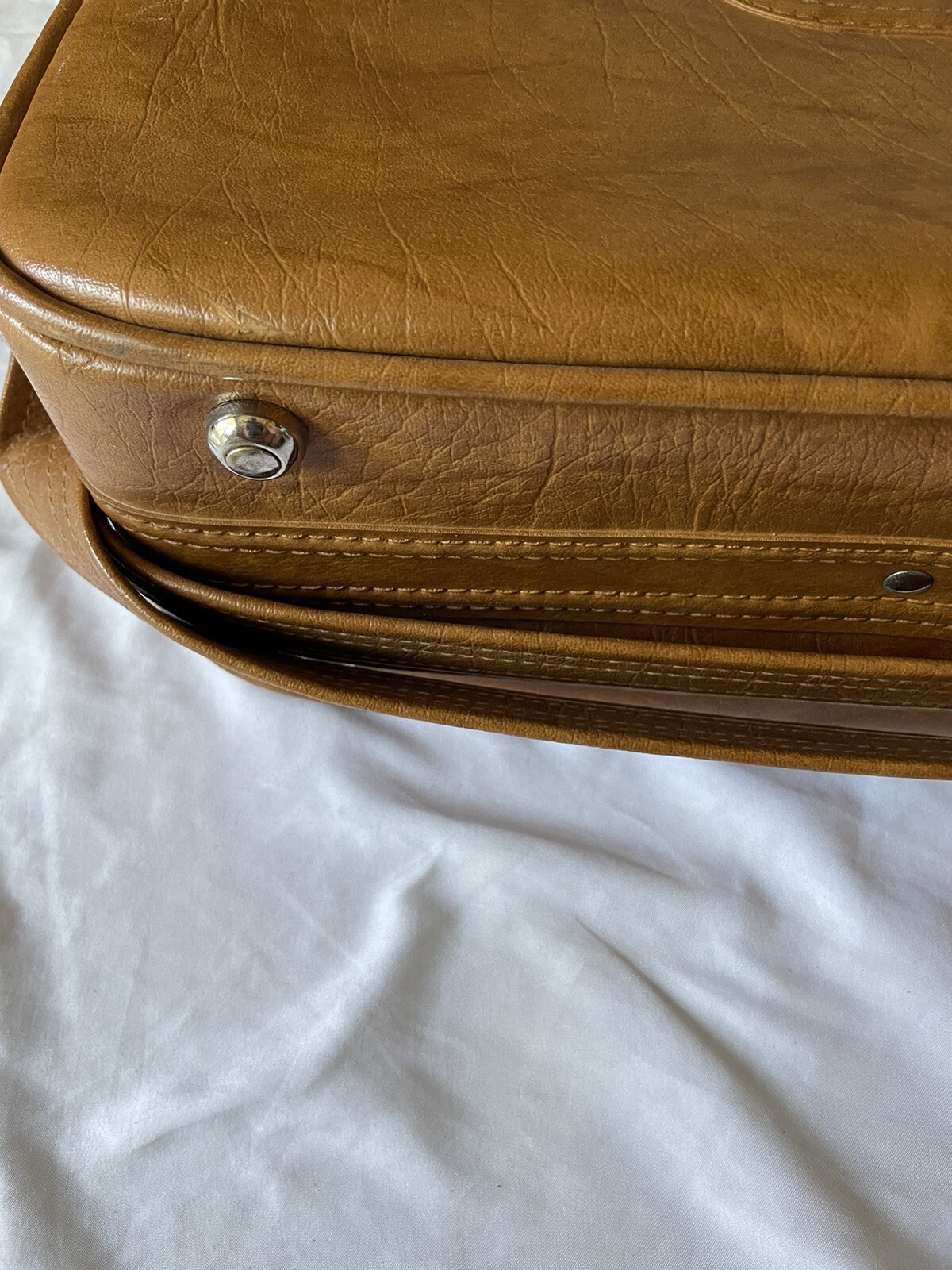 Vintage Samsonite Camel Brown Vinyl Shoulder Tote Carry-On Luggage