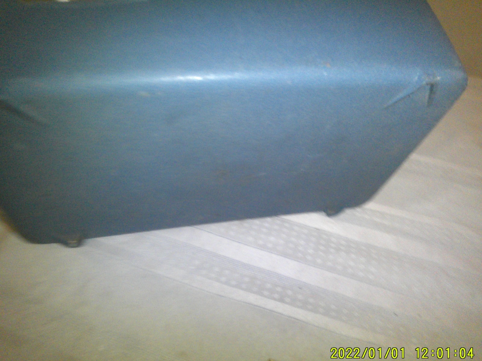 VINTAGE TRAVEL MASTER COMBINATION SMALL BLUE HARD SHELL MAKE-UP SUTCASE LOCKED