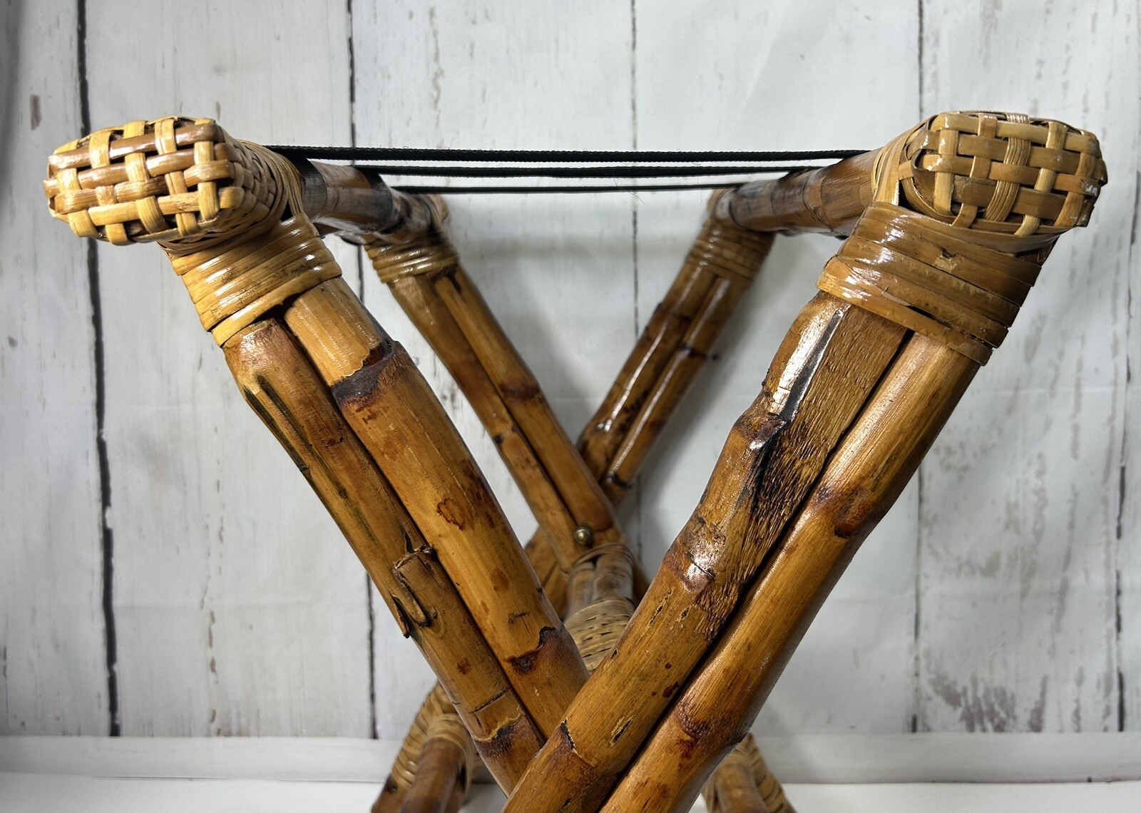 RARE VINTAGE HEAVY DUTY CHINOISERIE FOLDING BAMBOO/RATTAN LUGGAGE/SUITCASE RACK
