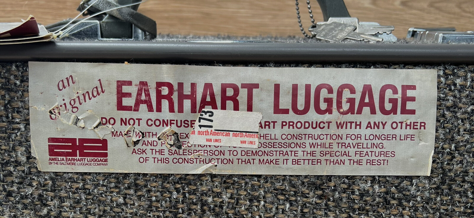 VINTAGE 80’s Amelia Earhart British Tweeds Luxury Series Luggage Suitcase w Tags