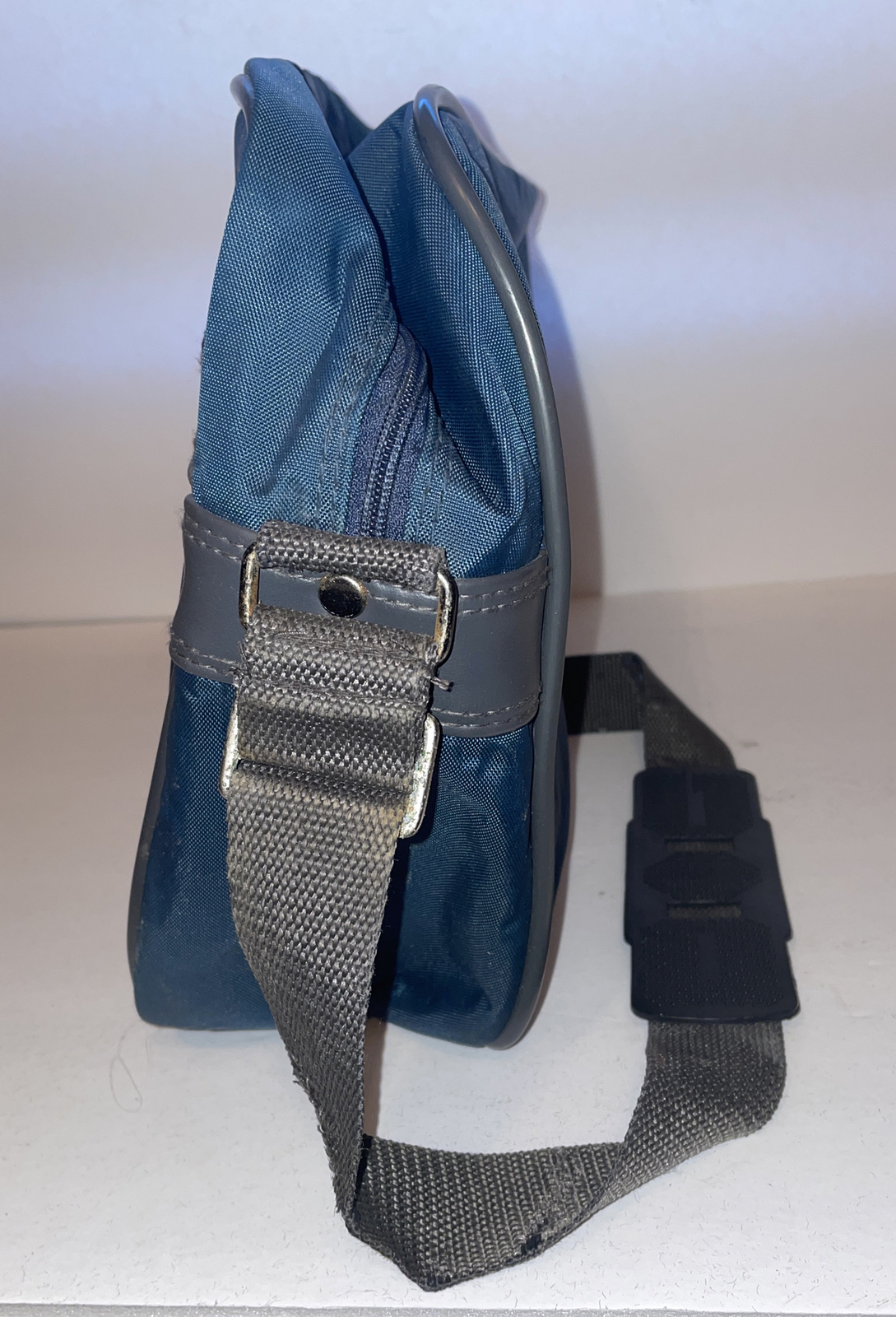 American Tourister Blue Canvas Carry On Bag Shoulder Strap Luggage Tag Footed