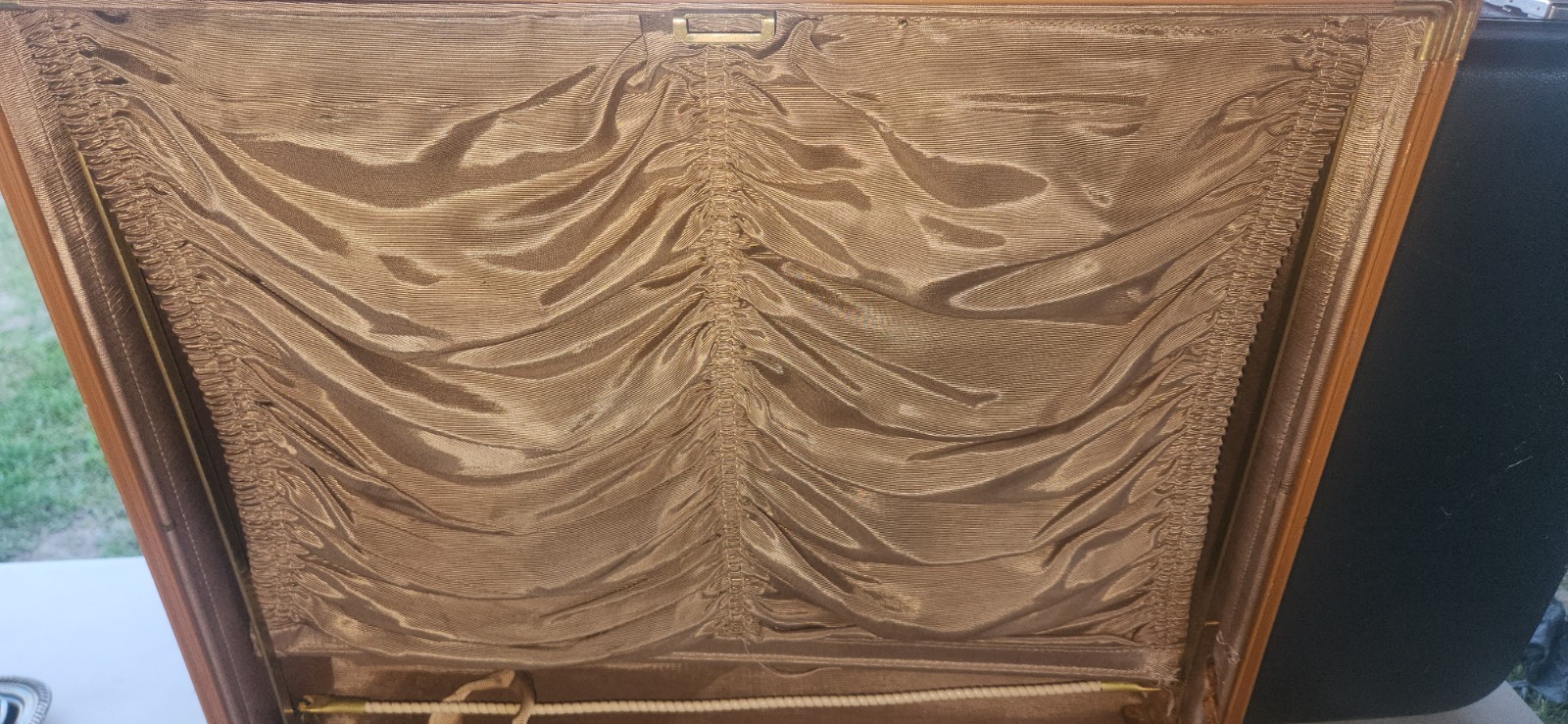 Vintage Brown Samsonite Shwayder BROS. Hard Shell Train Suitcase Luggage Case