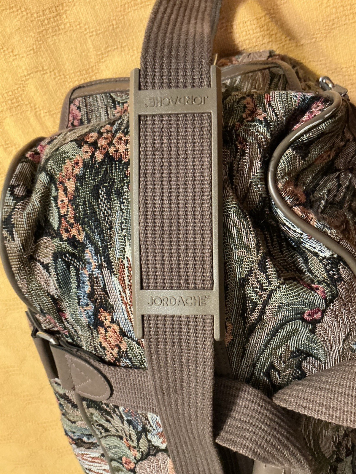 Jordache VINTAGE Floral Tapestry Duffle Bag Weekender Canvas EUC
