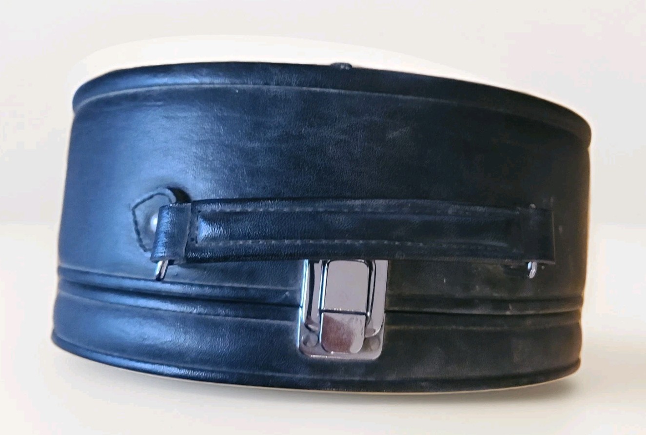 Vintage Y2K Cosmetic/Travel Case From Dillards Sunset MALL VERY RARE FIND!!!!