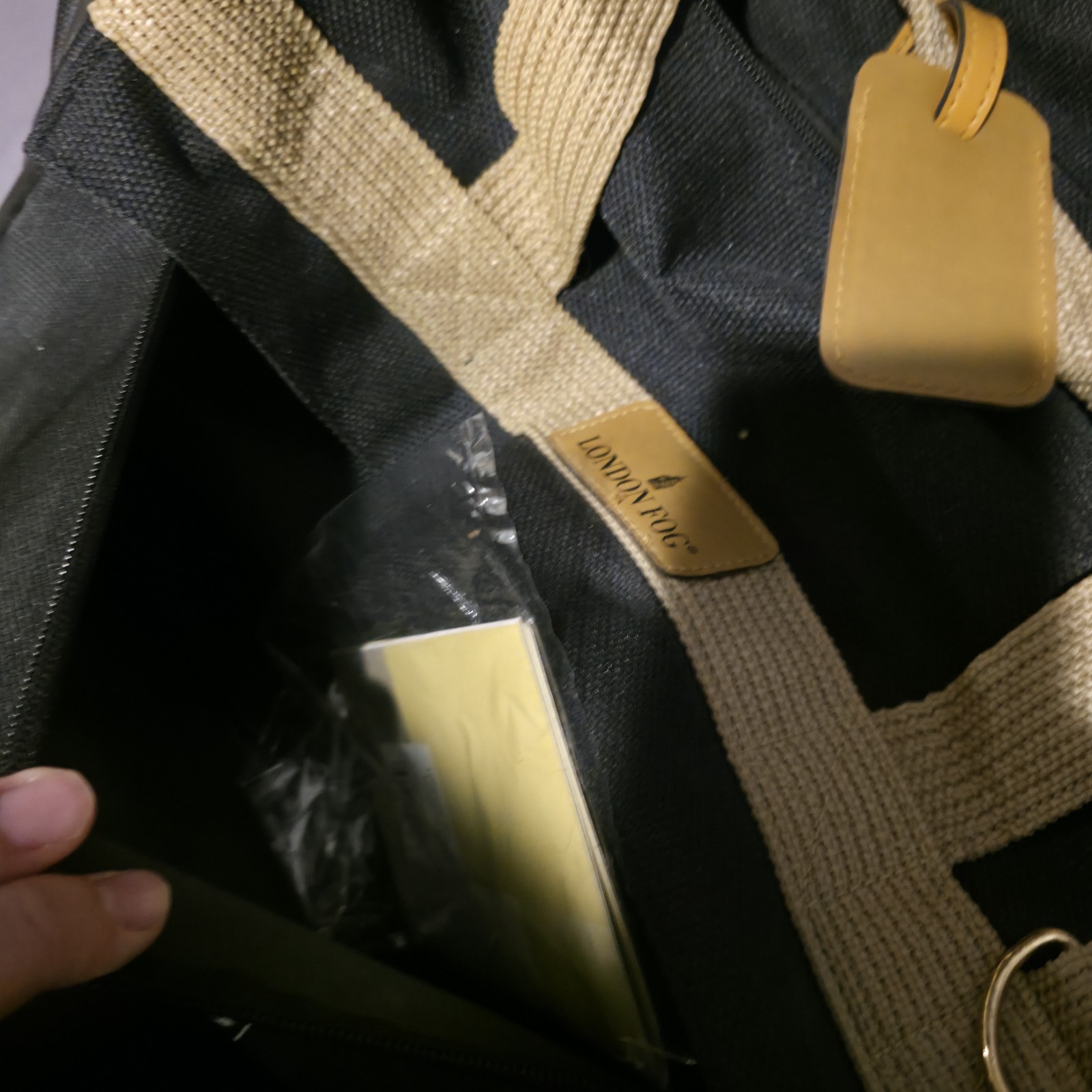 Fox News London Fog Black & Tan Travel Luggage Bag w/ Strap 12 x 17 Zip