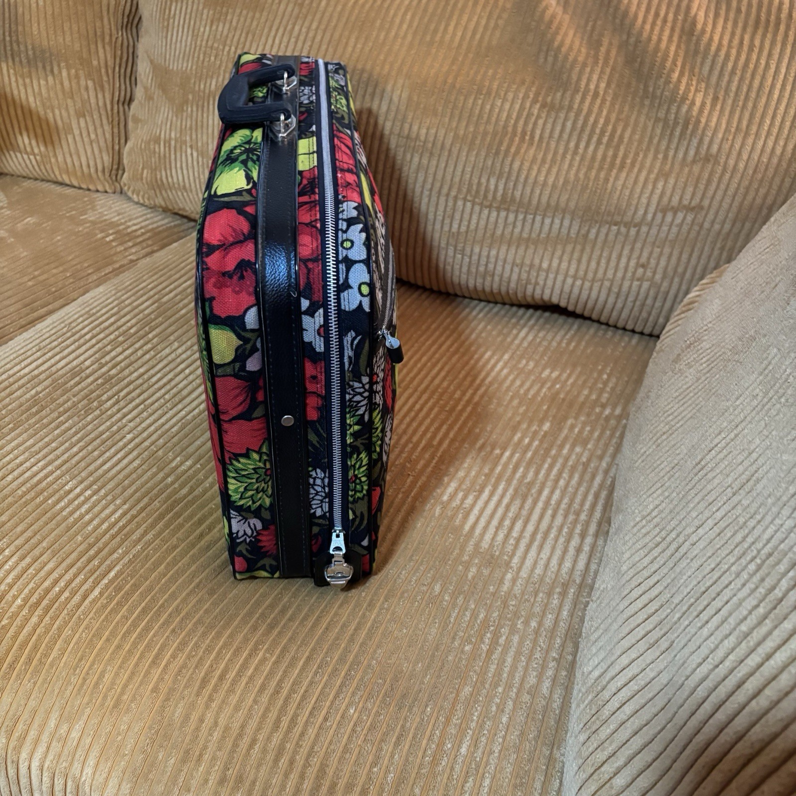 Bantam Travelware Floral Suitcase with Original Key Retro Vintage Funky
