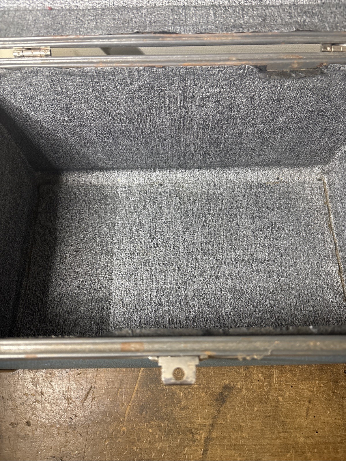 Vintage Hard Shell Blue Overnight Train Makeup/Storage Case no key