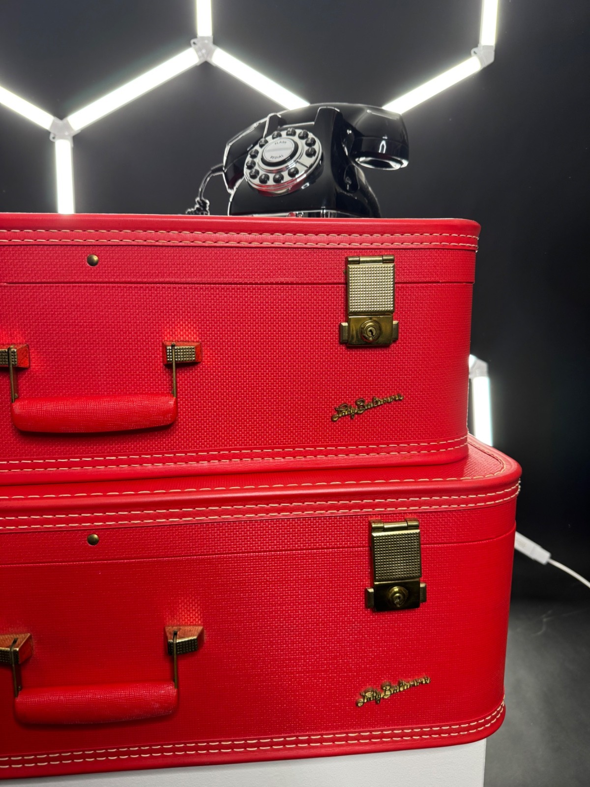 Vintage Red “Lady Baltimore” Suitcases – Set of 2- 1950s–1970s Retro Luggage