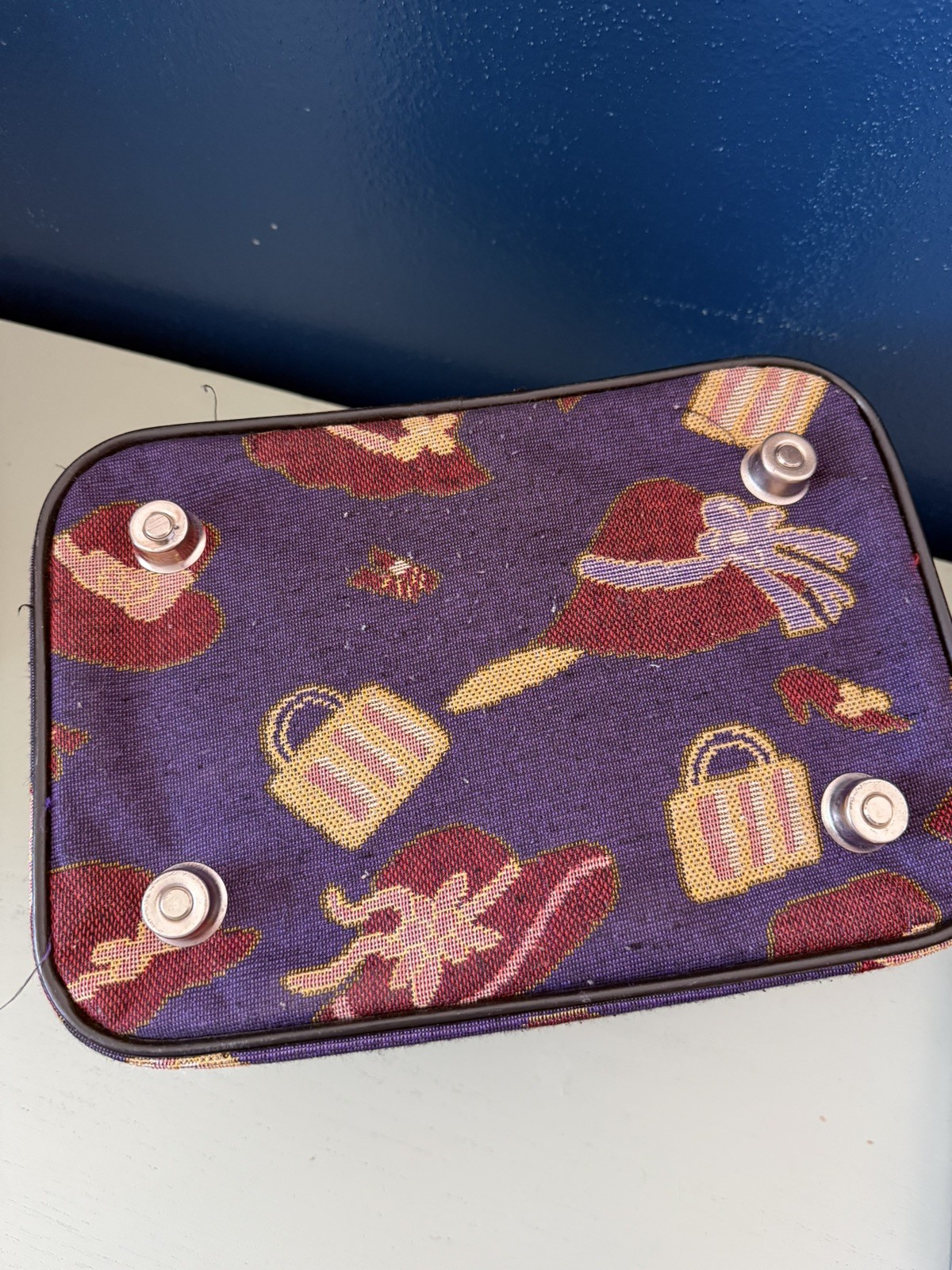 Vintage Pioneer Express Tapestry Train Vanity Makeup Case Red Hat Society Shoes