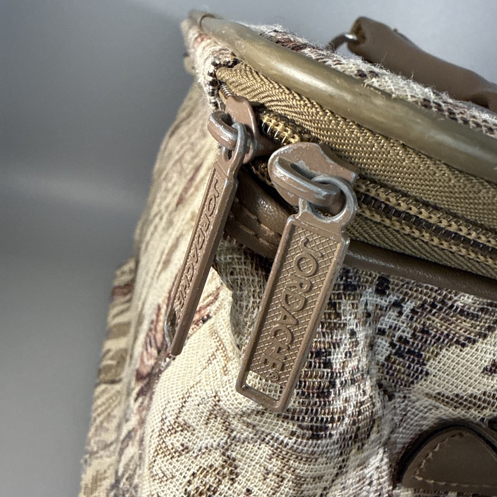 Vintage Jordache Floral Tapestry Overnight Makeup Toiletries Travel Case Floral
