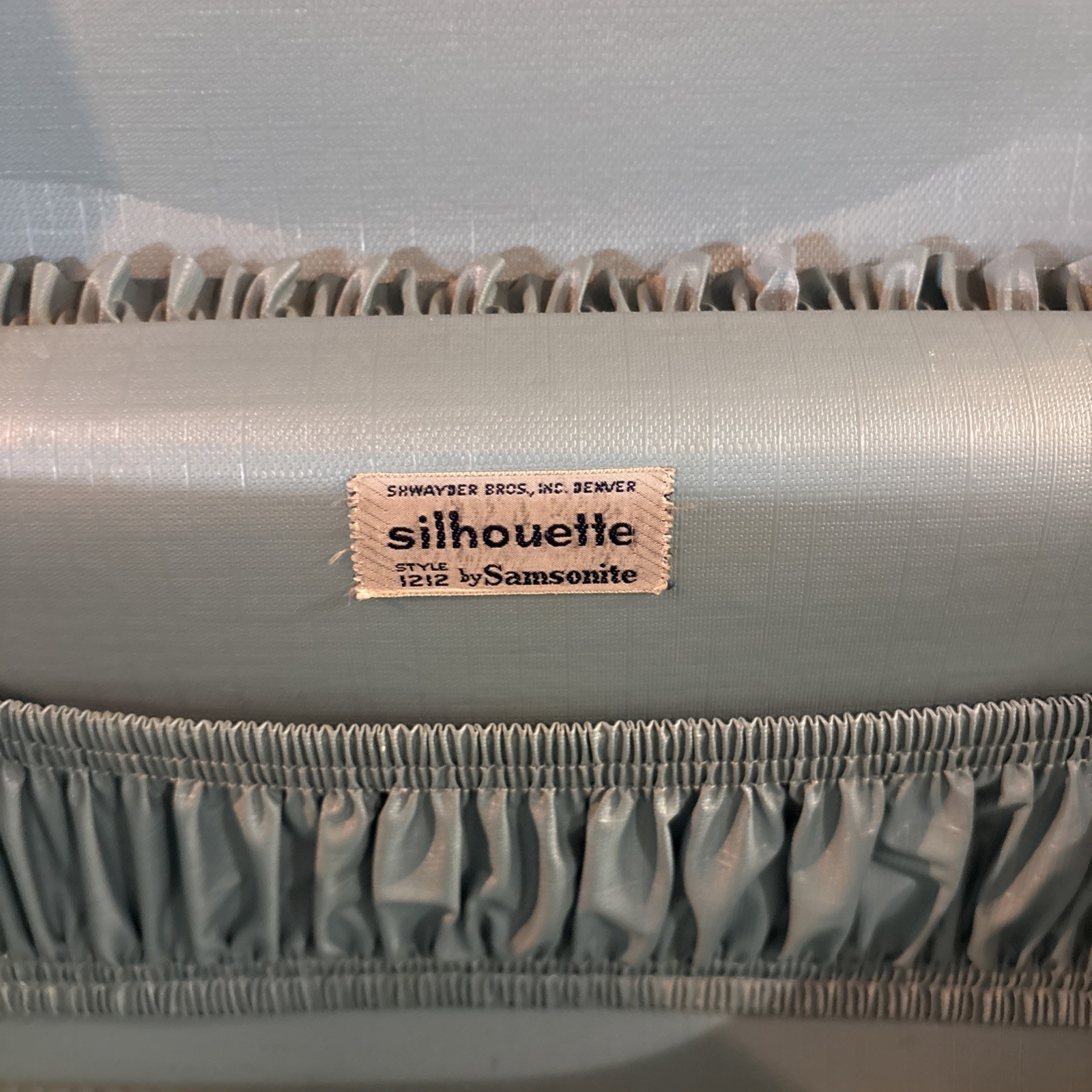 Vintage Blue Silhouette Samsonite Hard Shell Luggage Make Up Case USED