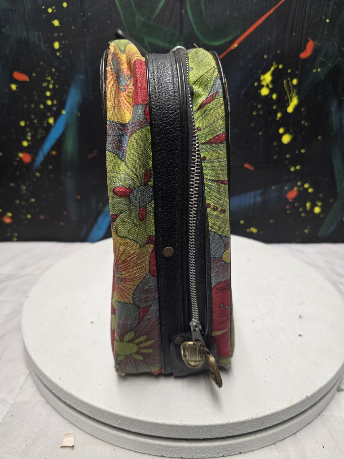 Vintage 60s 70s Child’s Floral Groovy Retro Overnight Bag