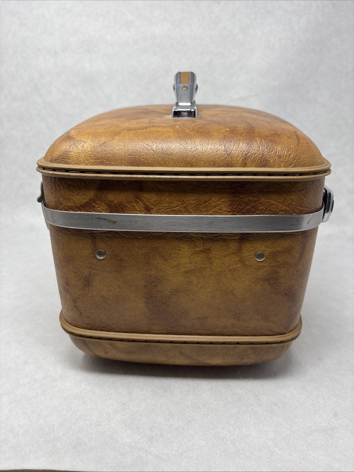 VTG American Tourister Carry On Vanity Travel Hard Shell Chrome Train Case Brown