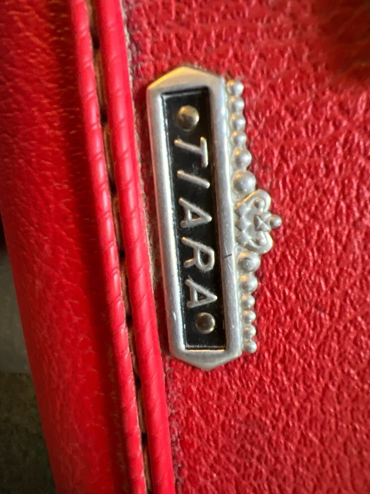 Vintage AMERICAN TOURISTER “TIARA” RED HARD-SHELL SUITCASE 24″ X 17″ X 8″ 1960s