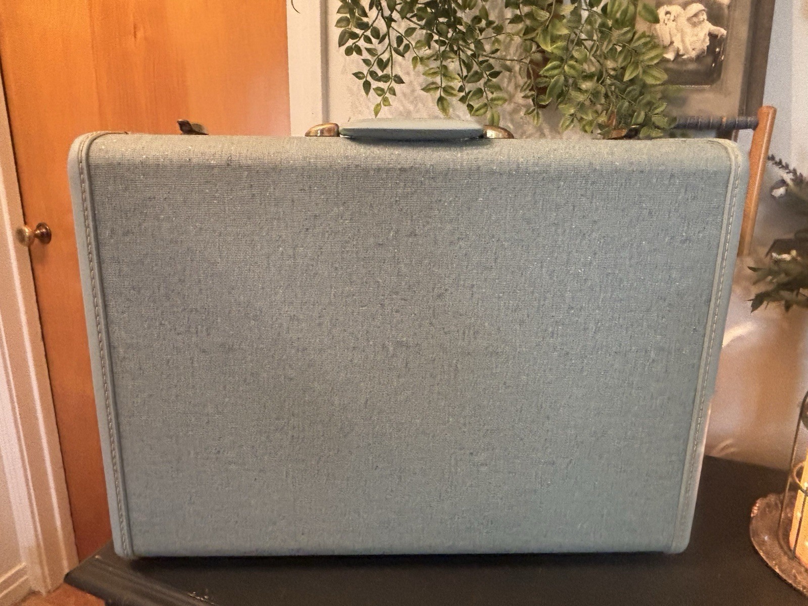 Vintage Samsonite Streamlite Hardcover Teal Blue Suitcase w/KEY Measures 21x15x7