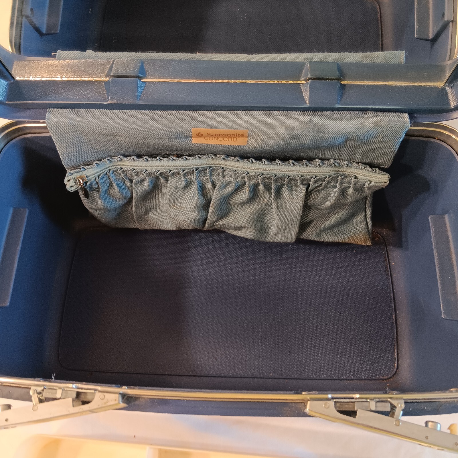 Vintage Blue Samsonite Concord Hard Traveling Train Case With Tray No Key