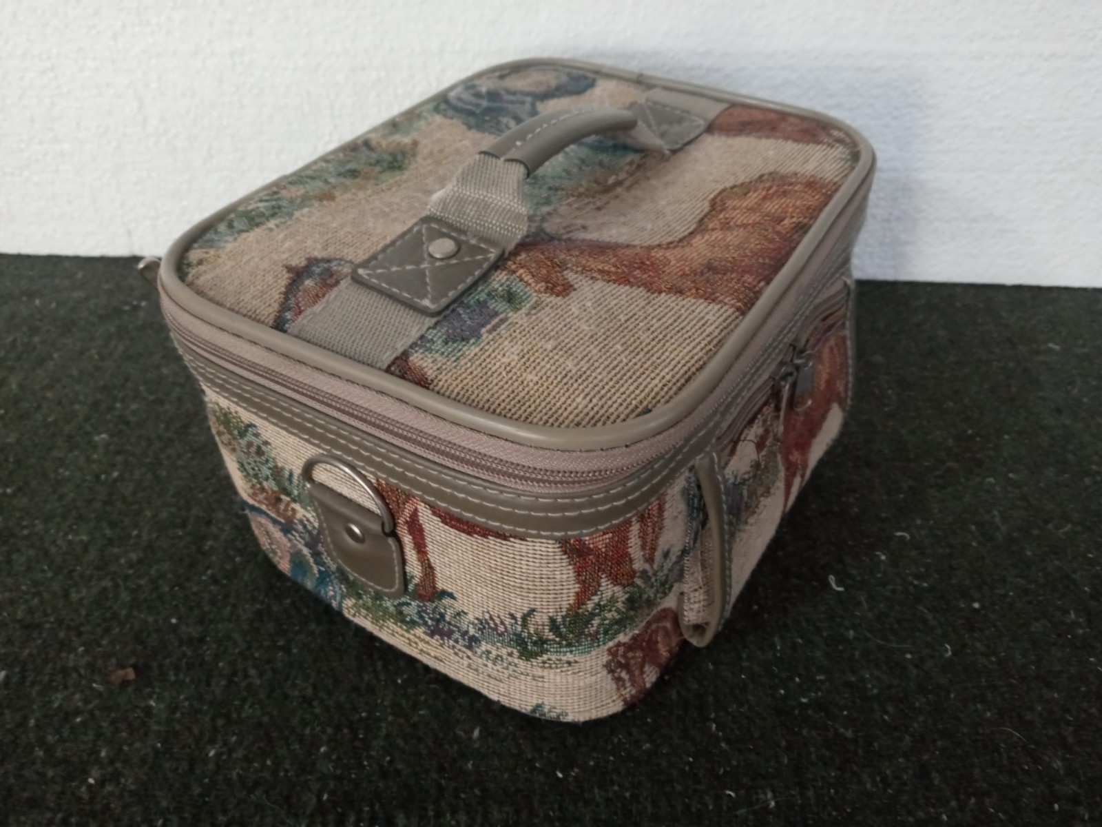 Vtg Equestrian Horse Bag Case w/ Mirror Pockets Leather Handle – Really Nice!