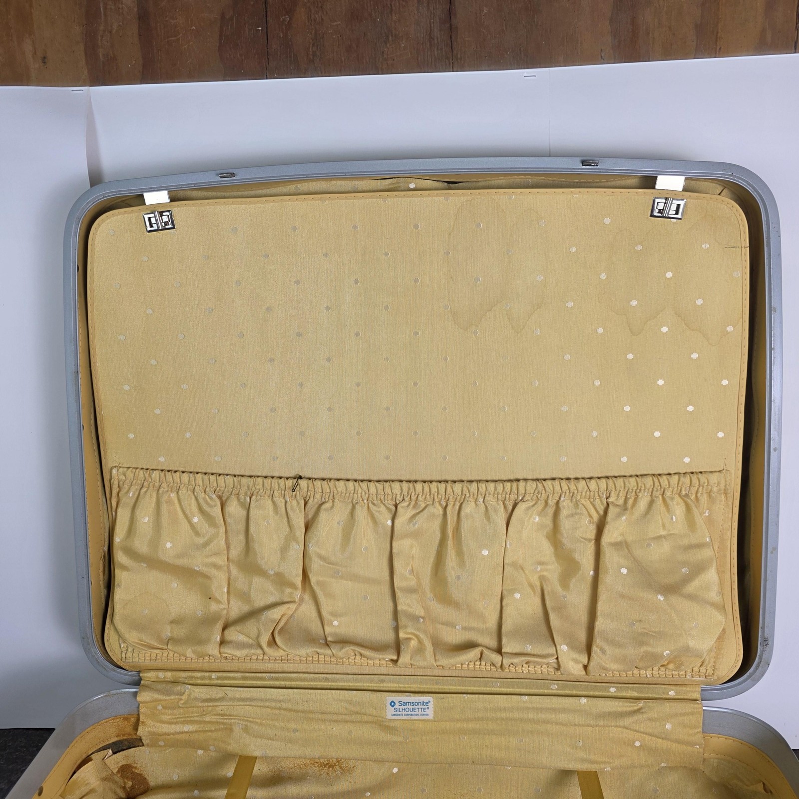 Vintage Samsonite Silhouette Yellow Hard Shell Suitcase USA Luggage Travel Case