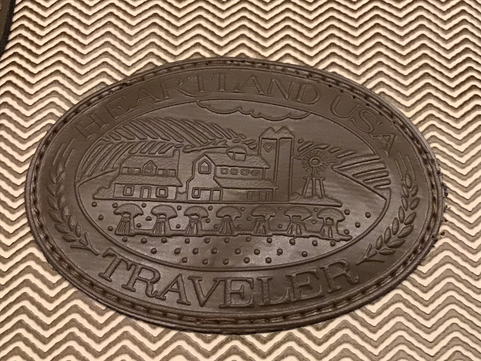 2 Heartland USA Traveler Matching Bags – Suitcase & Duffel – 1987 Avon Exclusive