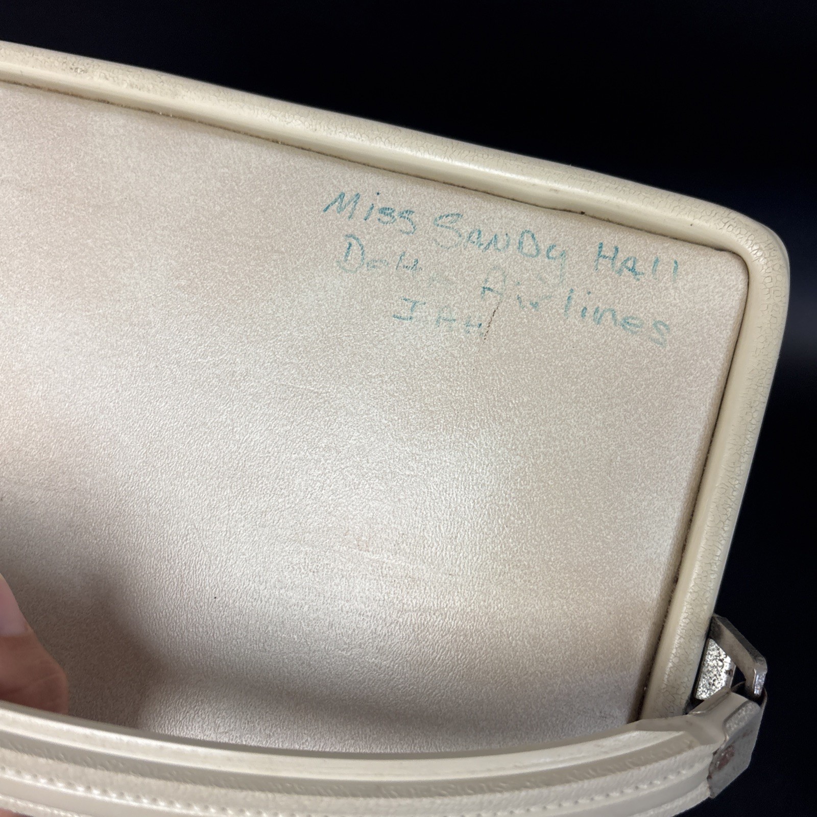 Vintage Cream Train Case Luggage Carry On Makeup w/Bercy Mirror