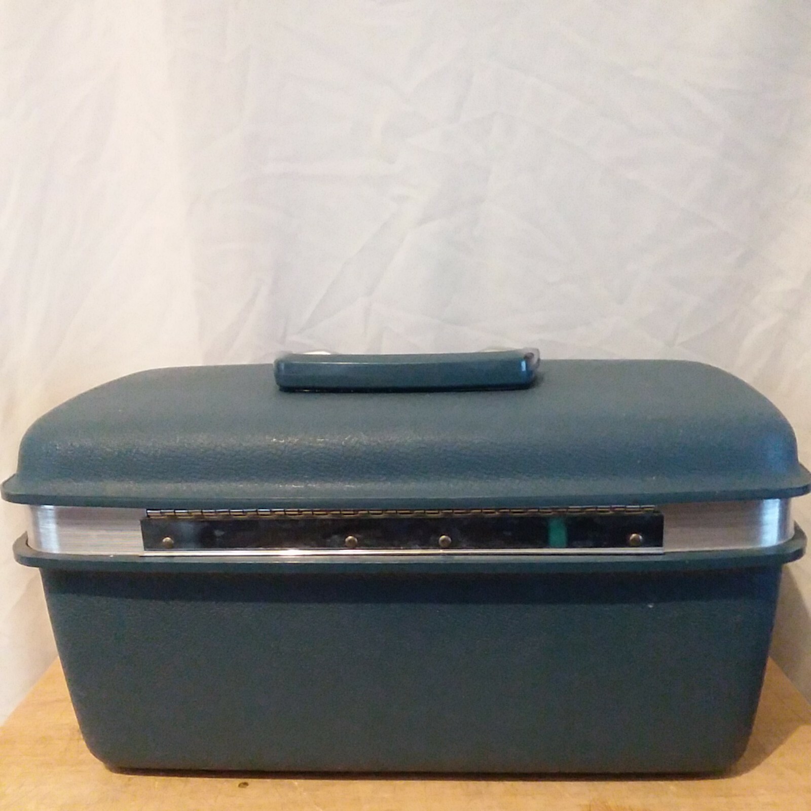 Vintage Blue Samsonite Hard Makeup Case With Original Tray And Mirror S3