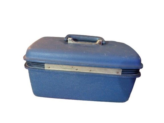 Samsonite Blue Train Case With Mirror Tray and Key Vintage