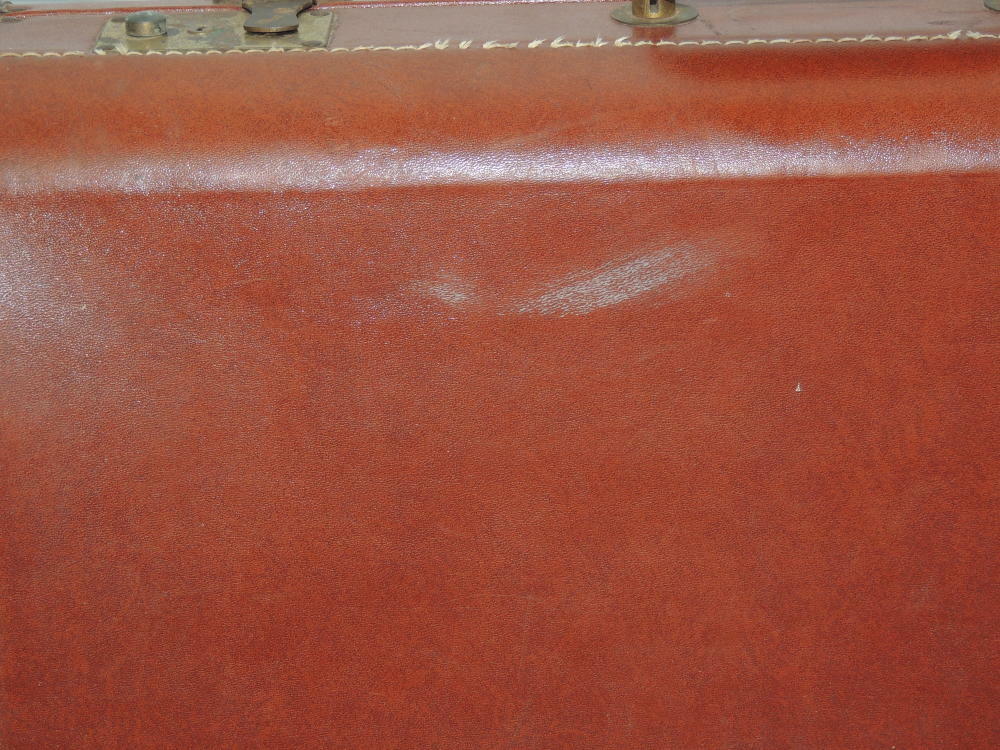 Vintage Brown Hardshell Suitcase 20″x13″x6.5″ Luggage c1945 Delta Airlines decal