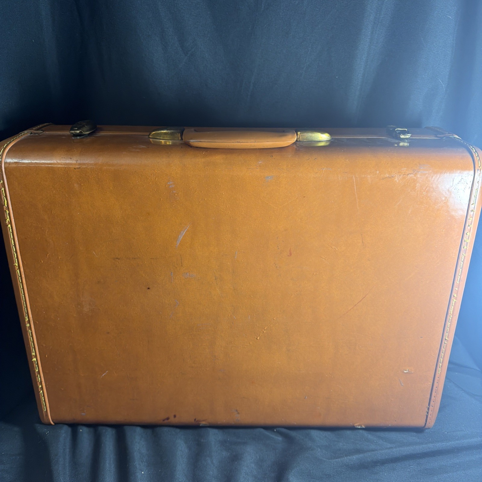 Vintage Samsonite Brown Vinyl Locking Suitcase Style 4632 USA Luggage Travel