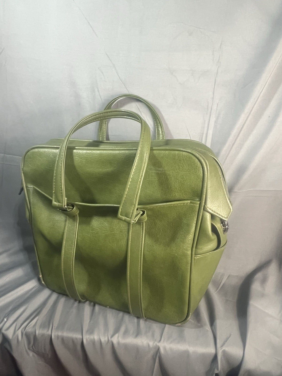 Vintage Samsonite Silhouette Denver, CO Green Zipper Carry-on Train Bag Handles